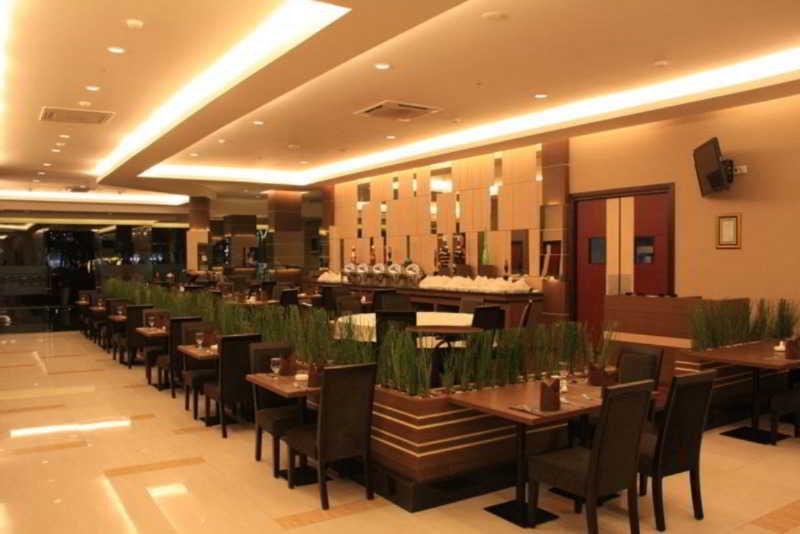 Tjokro Hotel Klaten Exterior foto